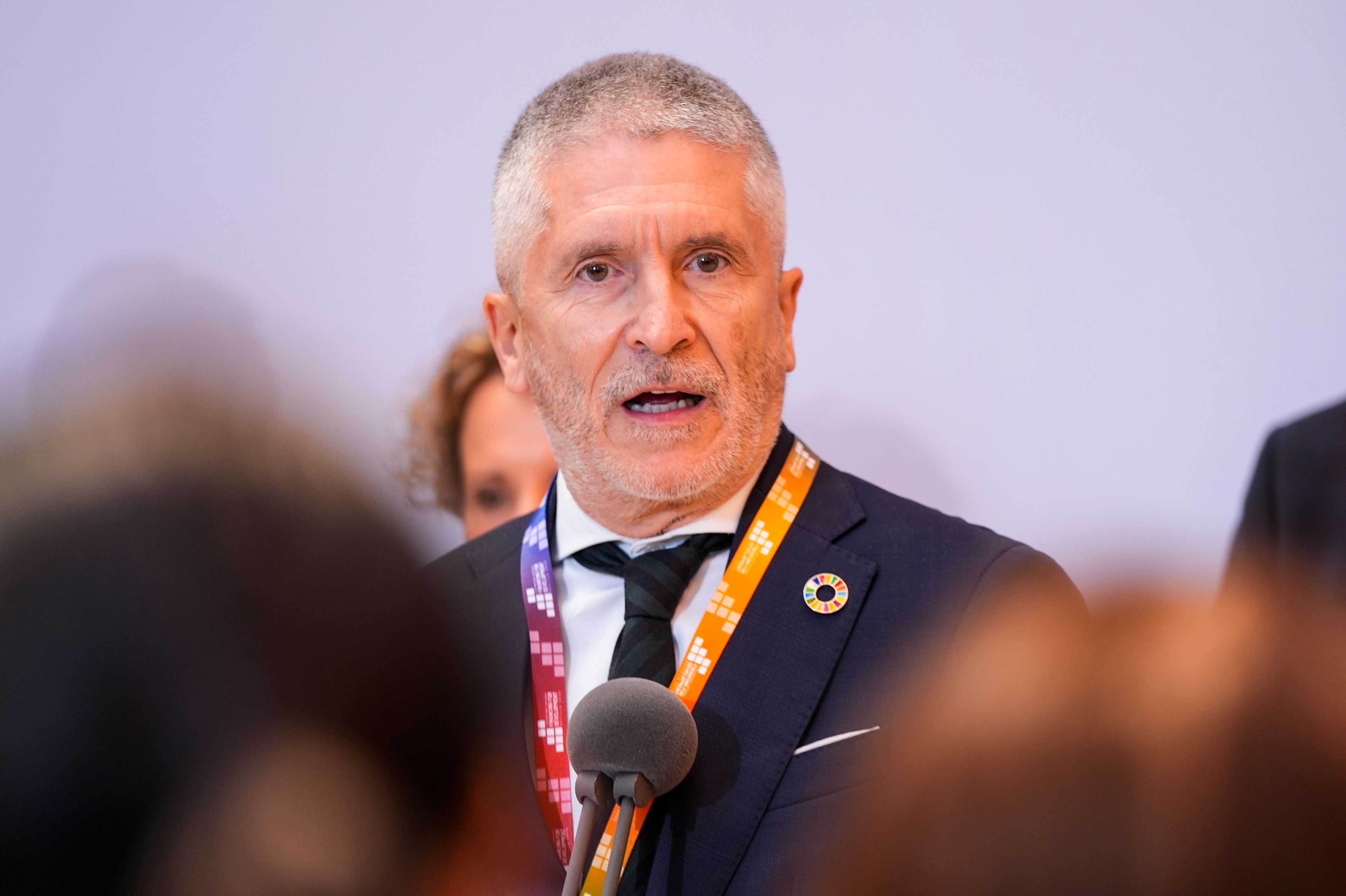 El ministro del Interior, Fernando Grande-Marlaska, atiende a los medios de comunicación tras la reunión plenaria del Centro de Coordinación (Cecor).