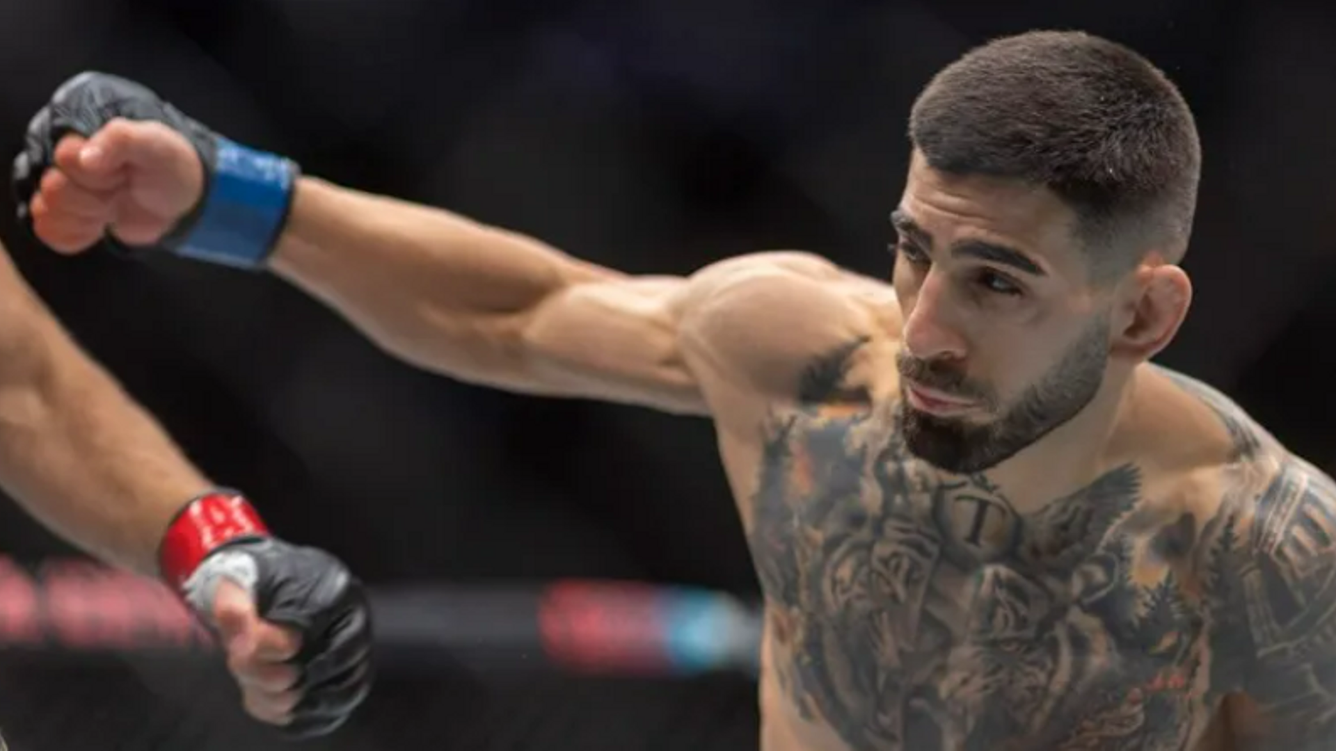 Ilia Topuria se convierte en leyenda al ganar su segundo cinturón: el dinero que se lleva con cada combate