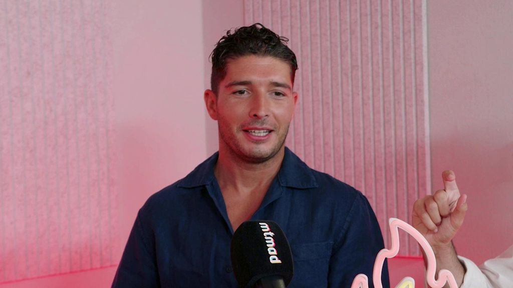 Álex Ghita habla en rumano por primera vez en público En todas las salsas Temporada 7 Top Vídeos 745