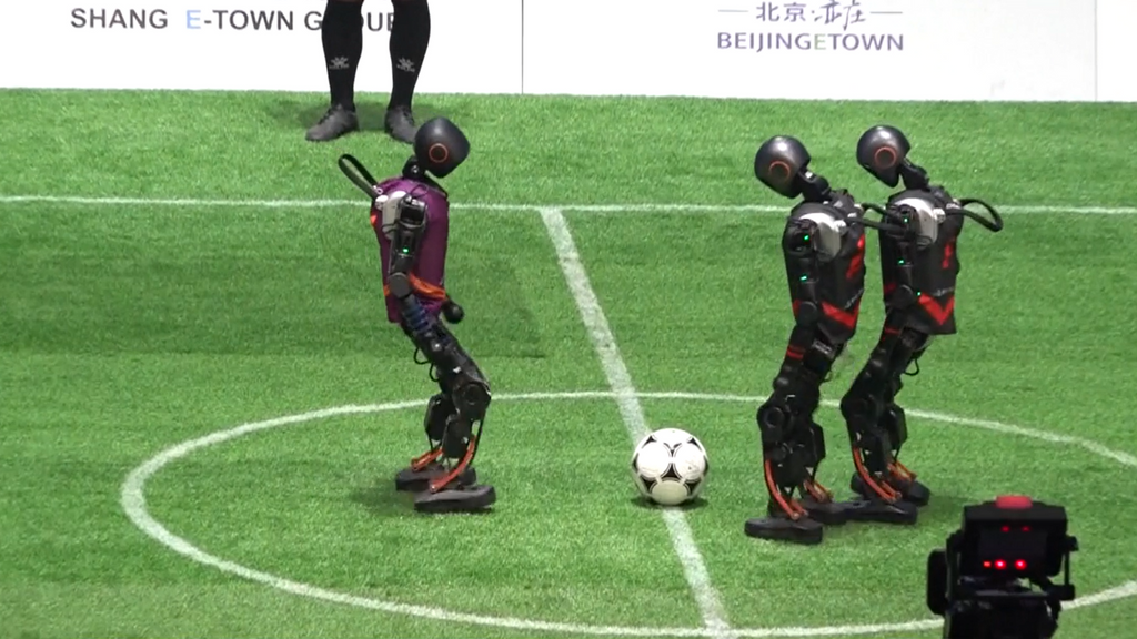 Campeonato de fútbol inédito en China: los jugadores son robots y ninguno está dirigido por humanos