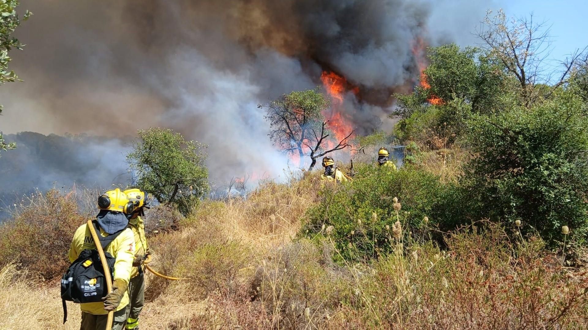 Incendio de Villablanca tras el desalojo de cuatro personas