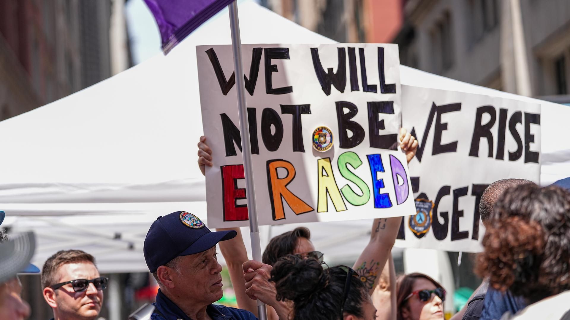 Un tiroteo durante la celebración del Orgullo en el 'Stonewall Inn' de Nueva York deja 2 heridos