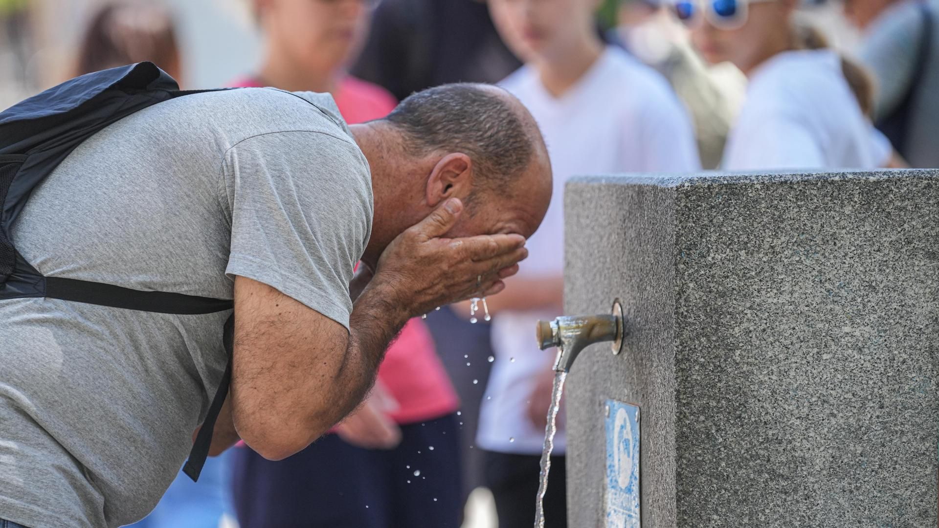 aunque no se ha llegado al umbral de 50 grados de temperatura, las preguntas están encima de la mesa: ¿hasta qué punto podemos estar expuestos a este calor extremo? aunque no se ha llegado al umbral de 50 grados de temperatura, las preguntas están encima de la mesa: ¿hasta qué punto podemos estar expuestos a este calor extremo?