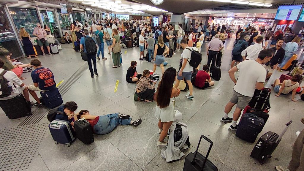 Caos ferroviario entre Madrid y Andalucía: grandes retrasos en los trenes y desesperación entre los pasajeros
