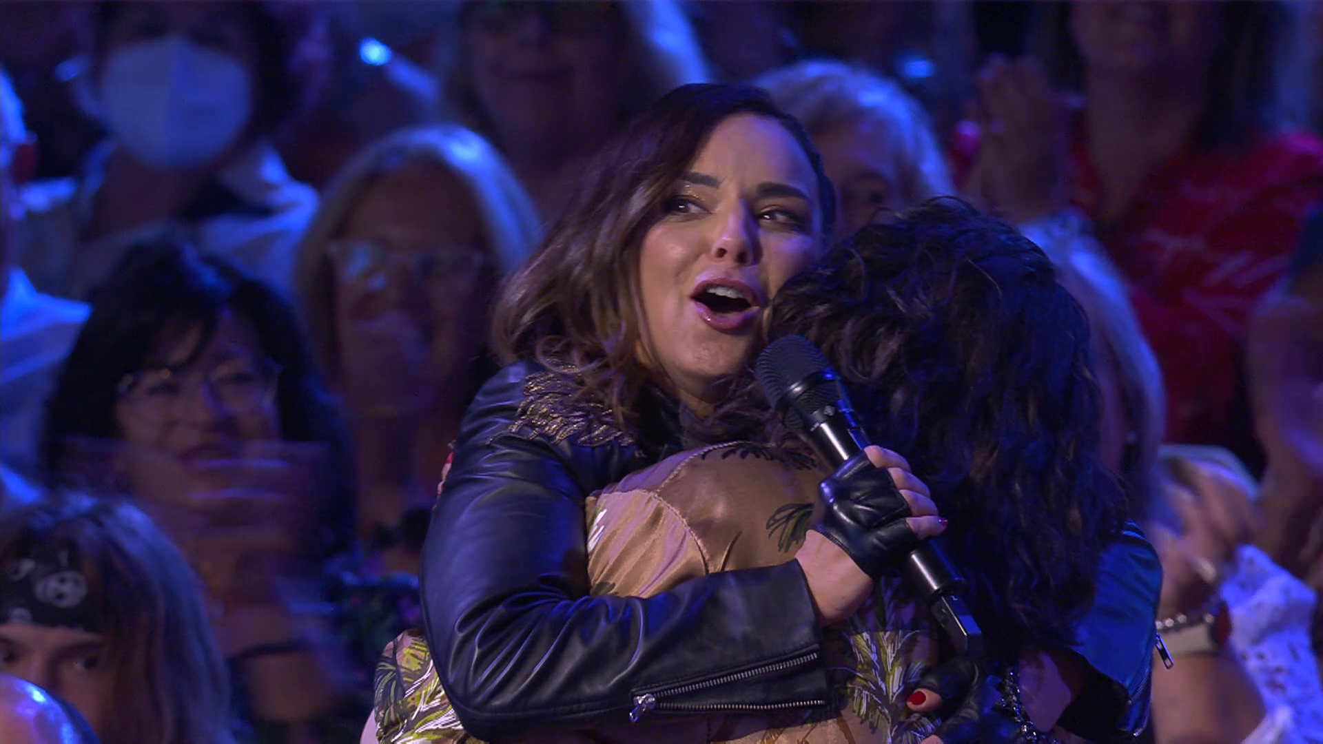 Chenoa aparece en 'La noche del Gran Show' para sorprender a su mayor fan