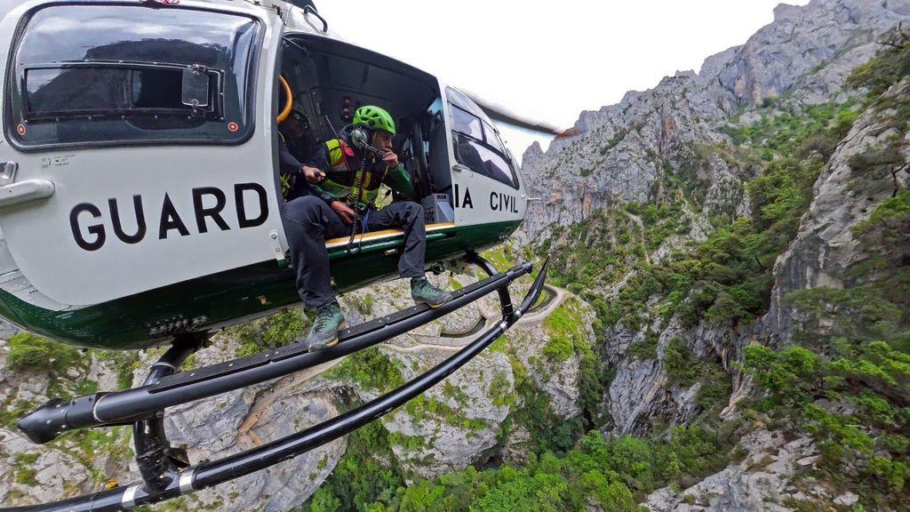 Helicóptero del GREIM de la Guardia Civil en una imagen de archivo