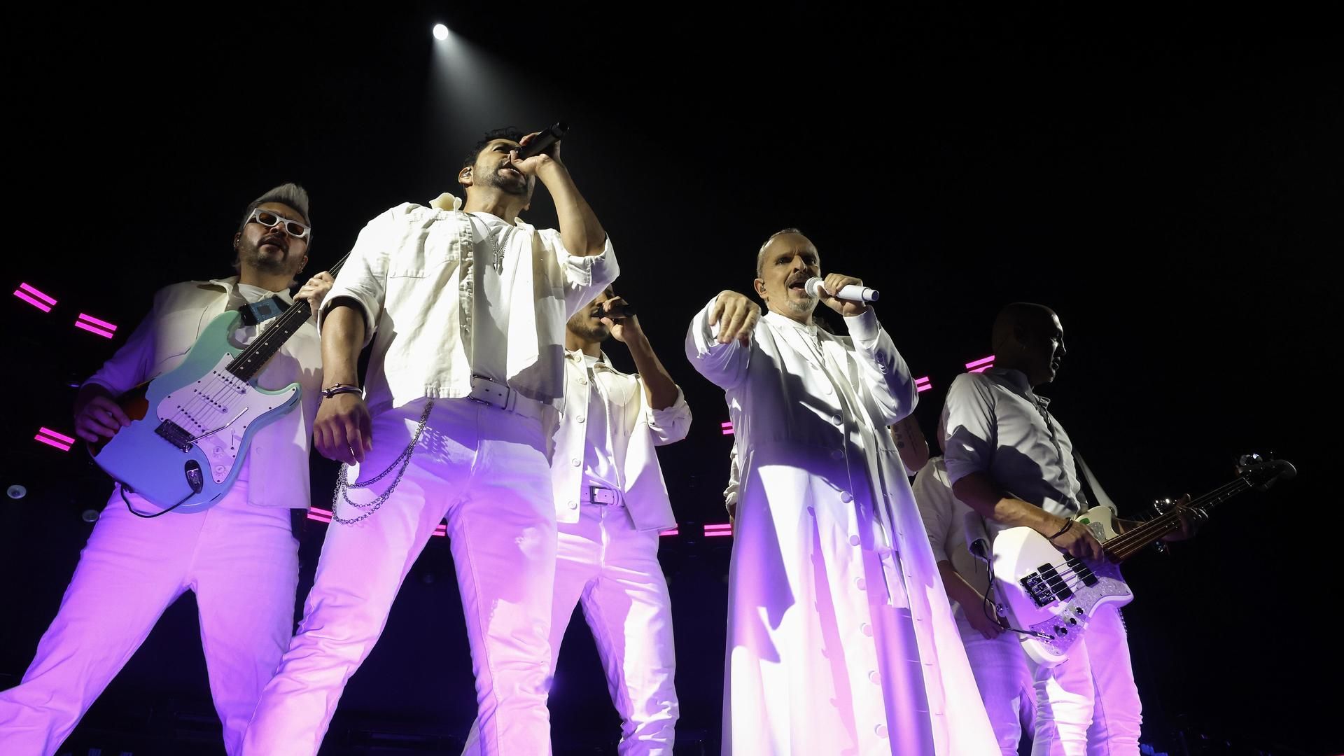 Miguel Bosé en el Movistar Arena de Madrid