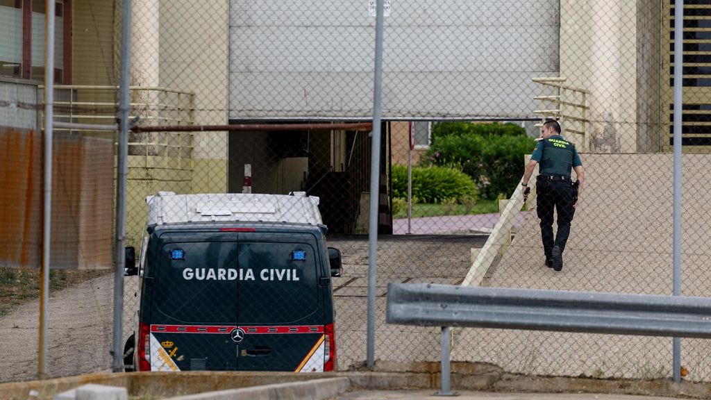 Prisiones tendrá que informar a la UCO quiénes visitan a Santos Cerdán en la cárcel