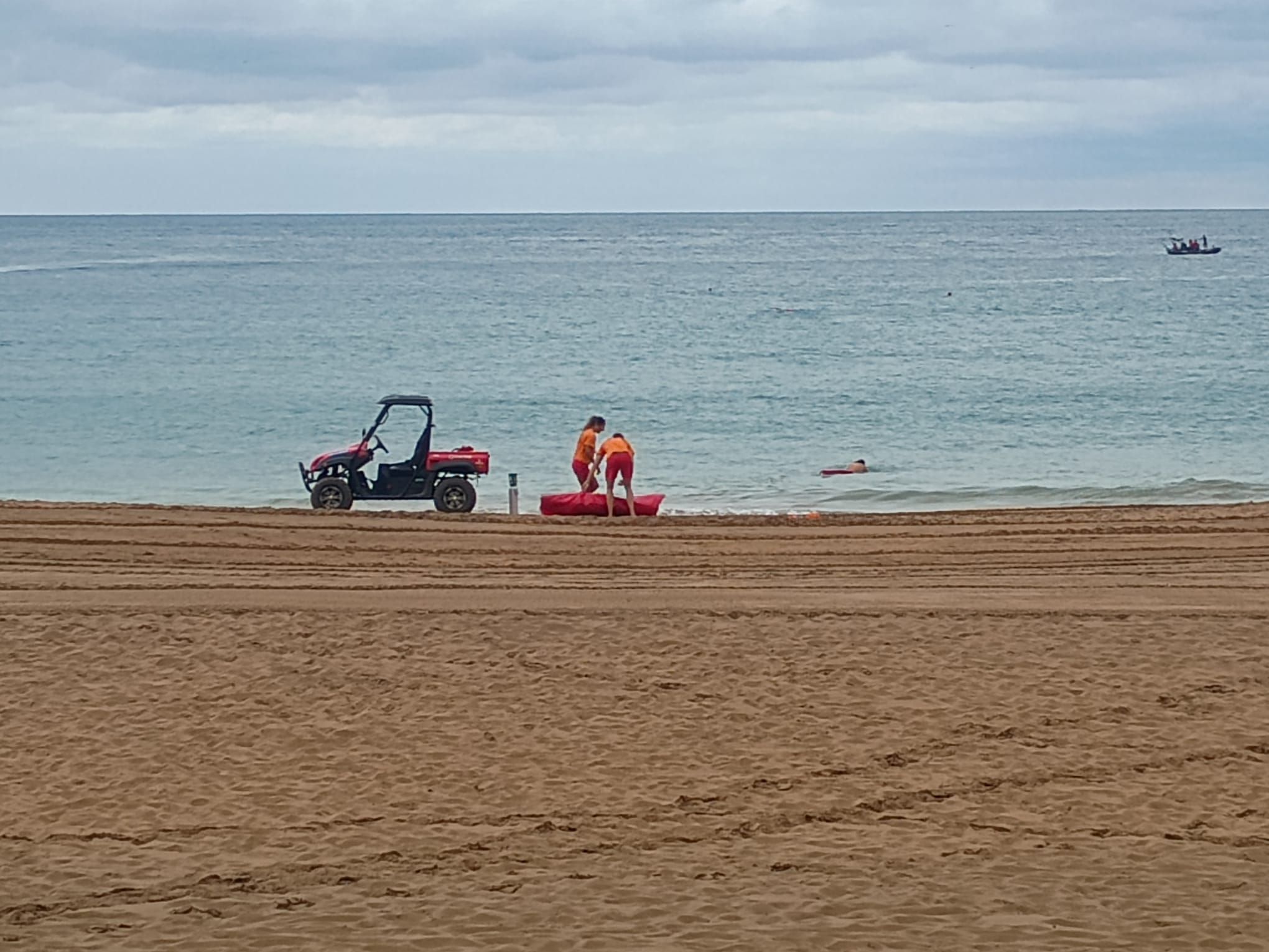 A prueba los protocolos de actuación ante incidentes como rescates marítimos y vertidos contaminantes