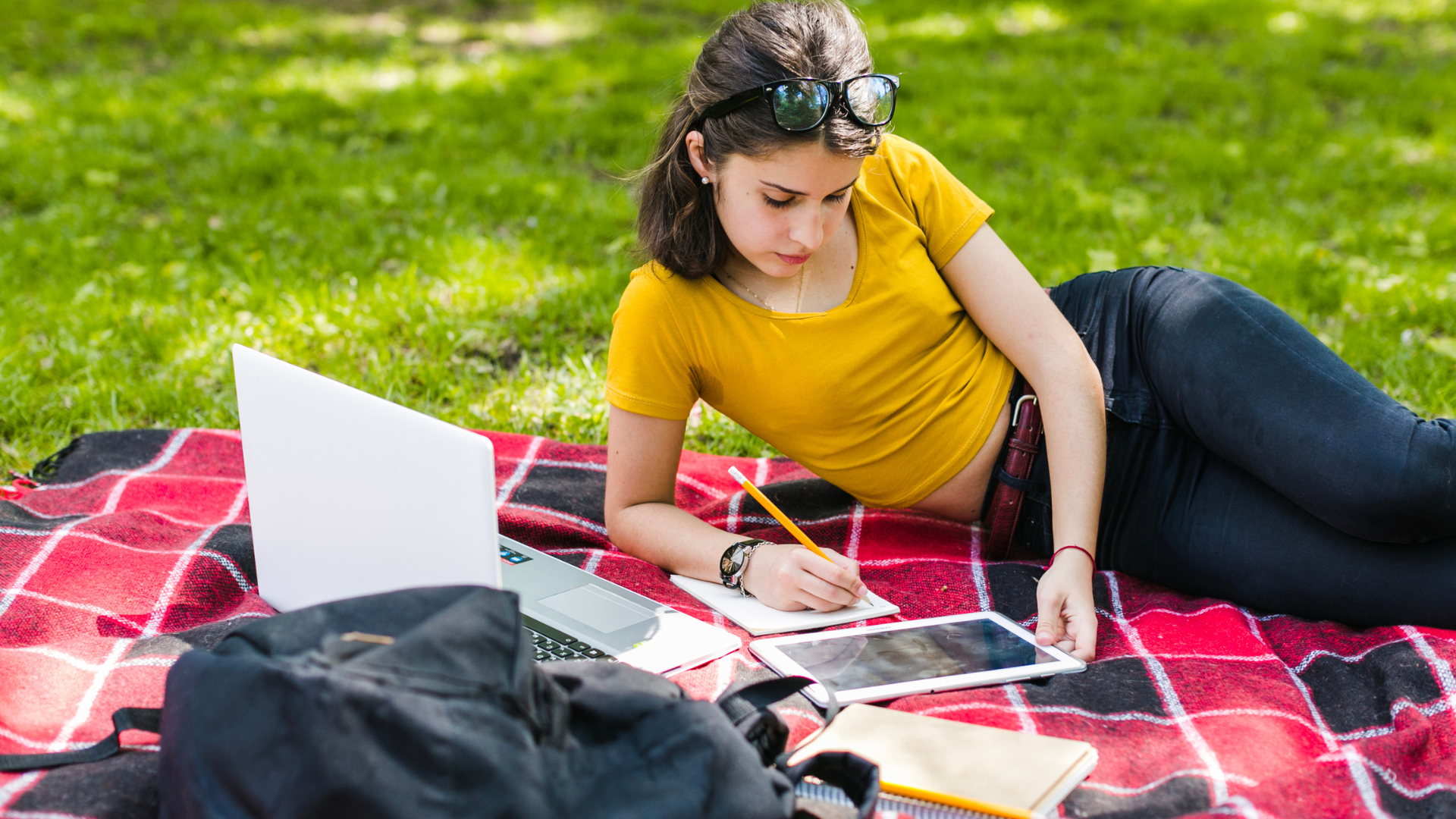 Existen muchas plataformas online donde se puede aprender de manera gratuita