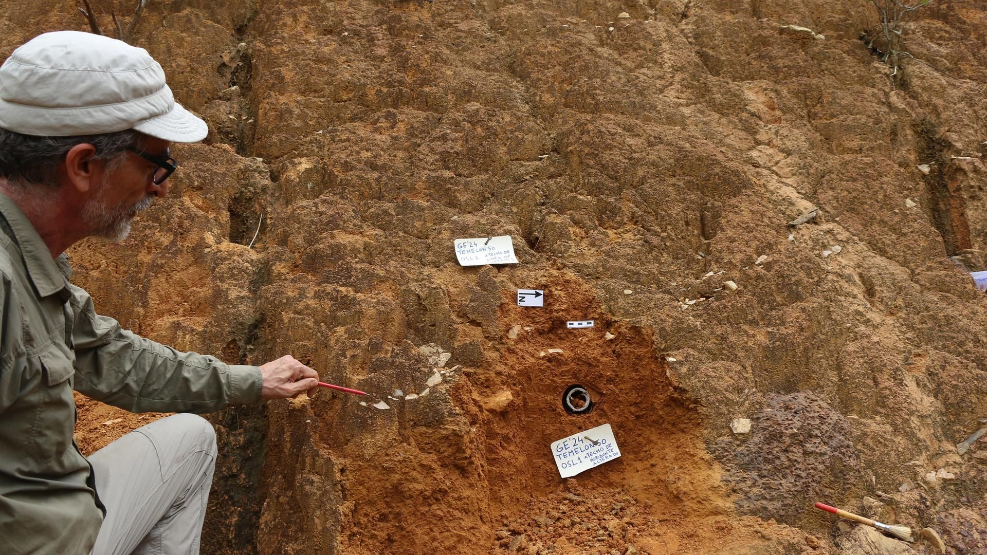 Nuevos hallazgos revelan la presencia generalizada del ser humano en Guinea Ecuatorial hace al menos 45.000 años Nuevos hallazgos revelan la presencia generalizada del ser humano en Guinea Ecuatorial hace al menos 45.000 años