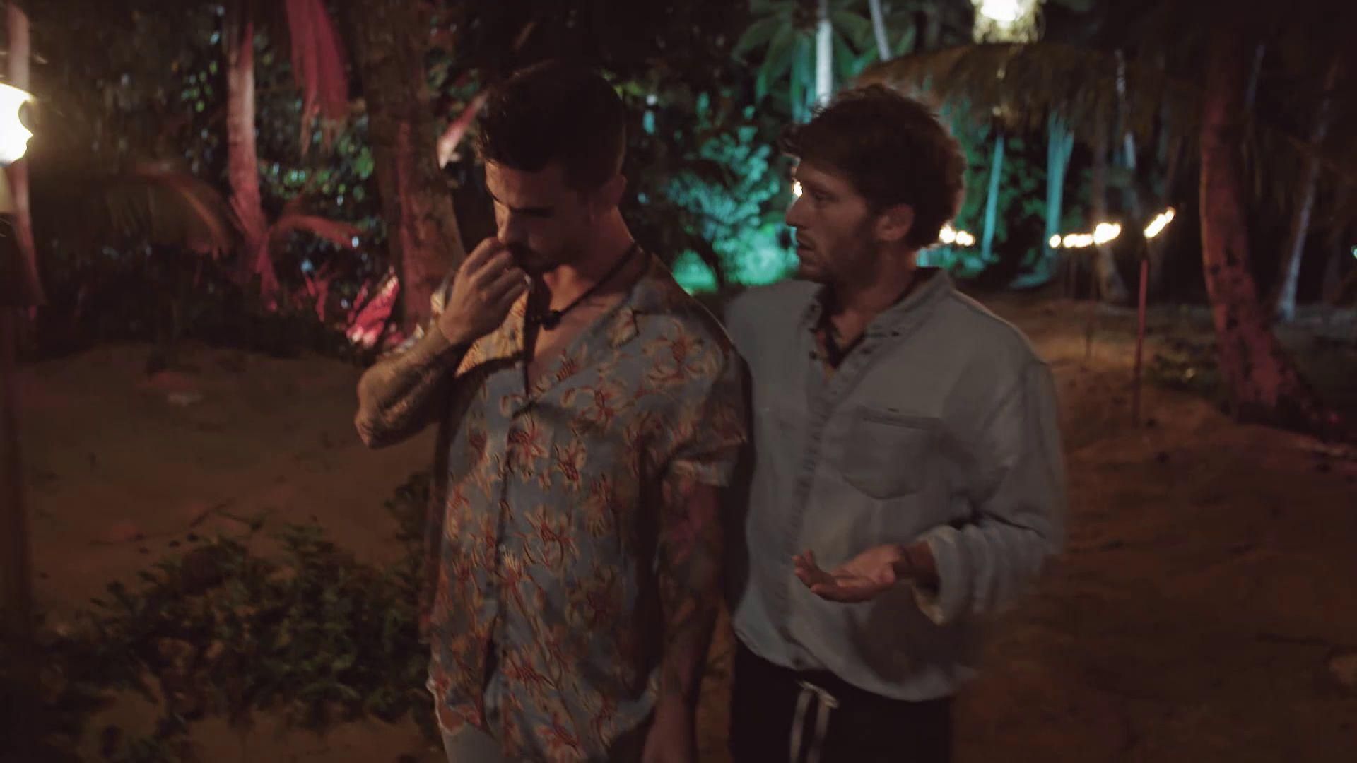 Álex Bueno abandona la hoguera y Gonzalo Montoya tiene que ir a buscarle: “¡Fiama te va a elegir a ti!”