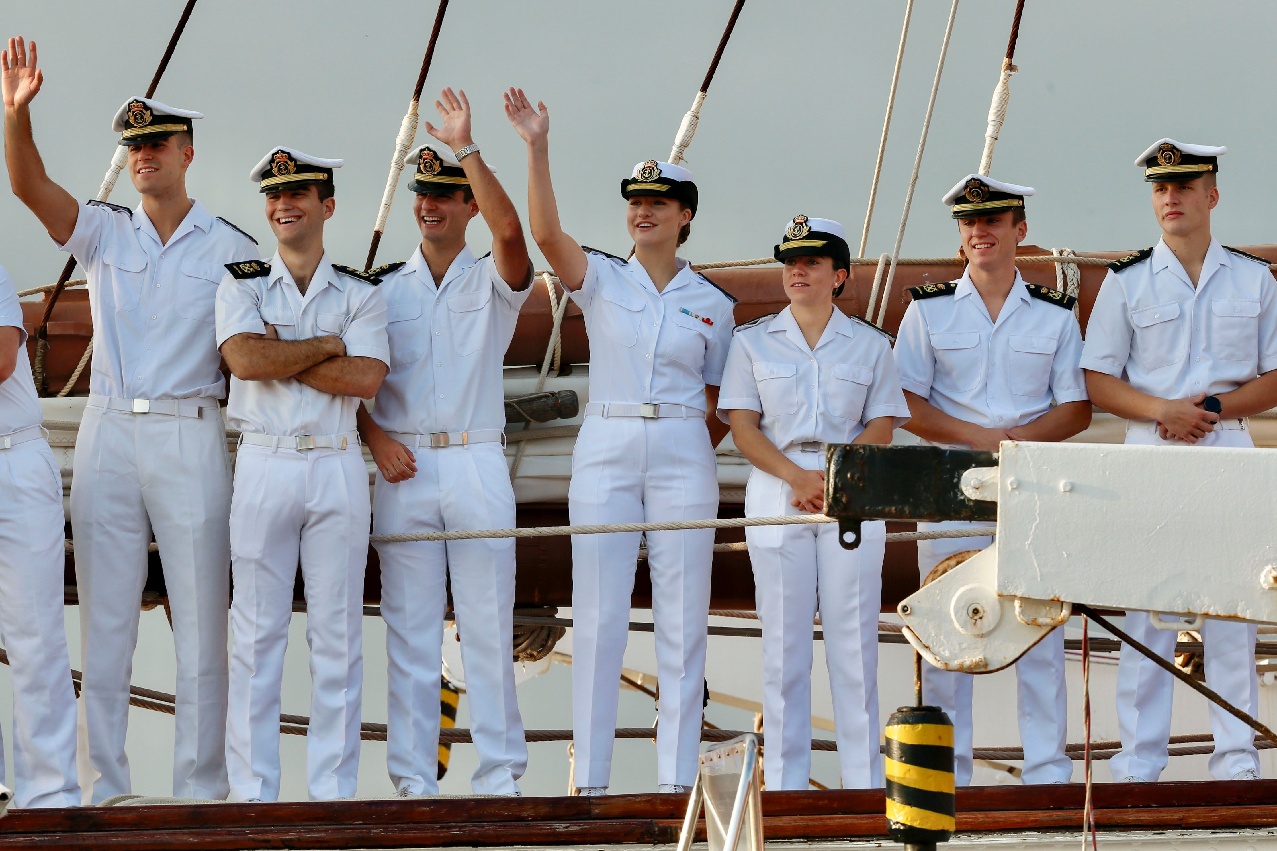 La princesa Leonor llega a Gijón y se reencuentra con sus compañeros de Elcano: sus próximos pasos