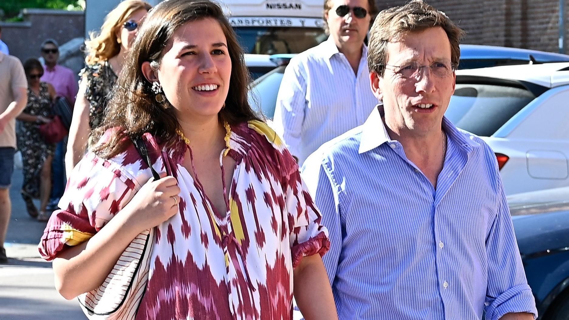 Reacciones al nacimiento de Lucas, el primer hijo de José Luis Martínez-Almeida y Teresa Urquijo