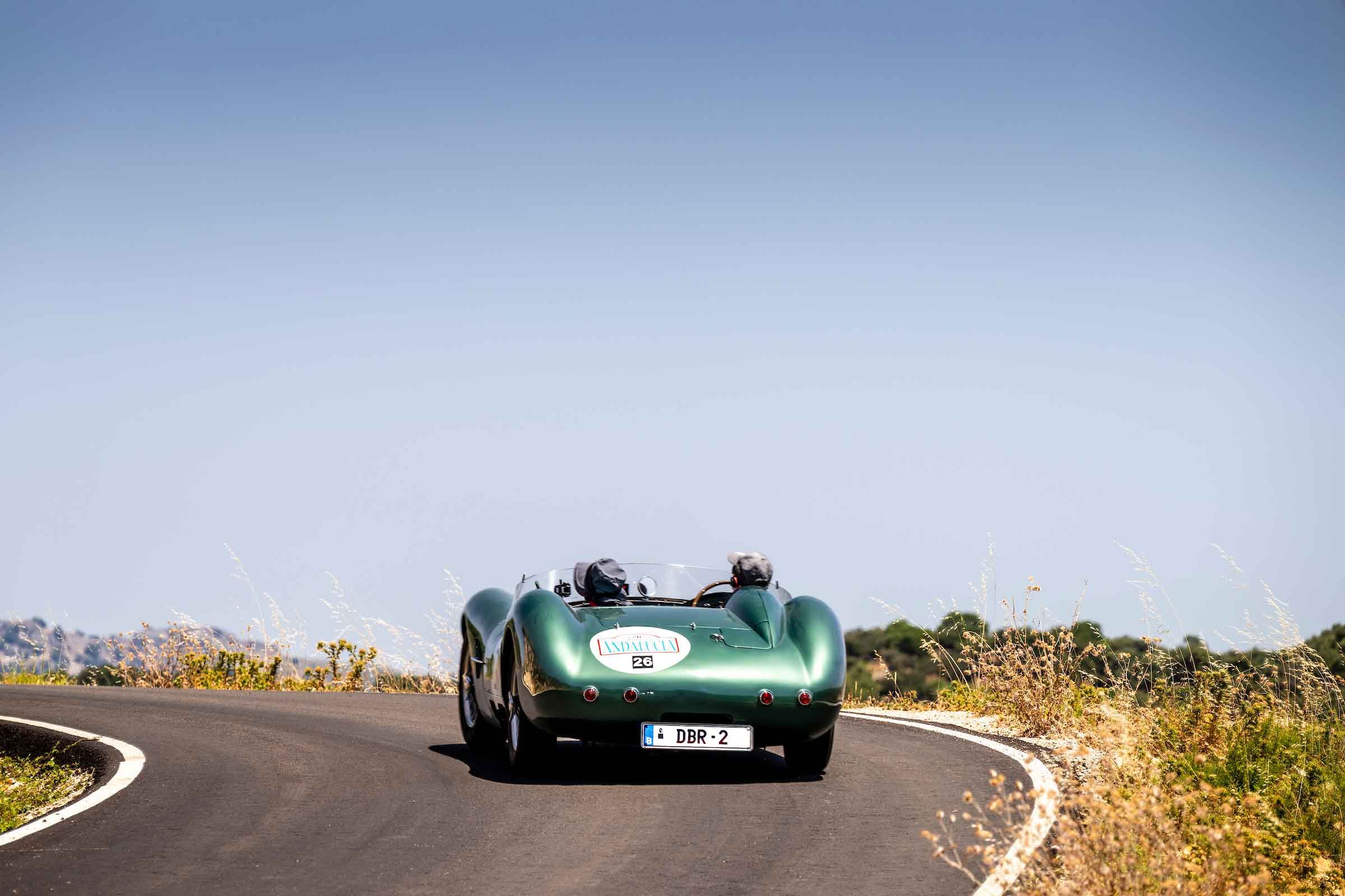 Un Aston Martin DBR durante la prueba de Andalucía