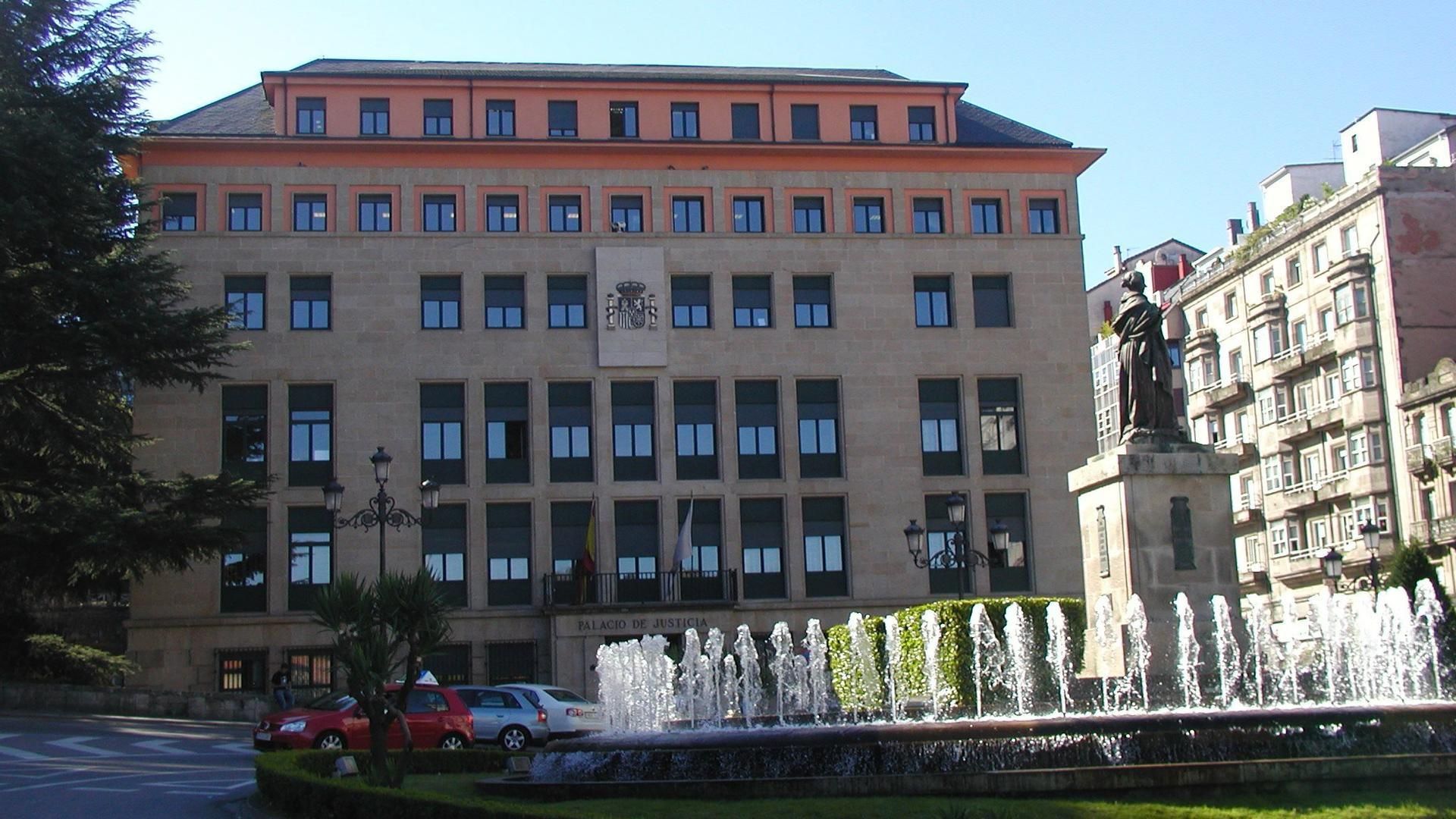 Archivo - Exterior de la Audiencia Provincial de Ourense
