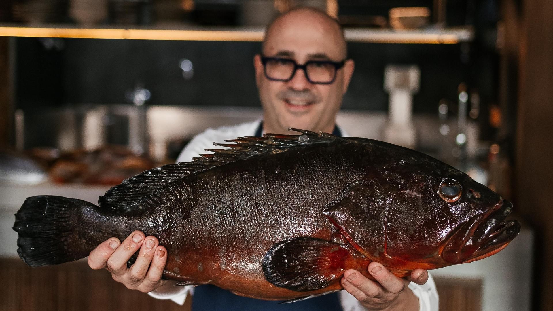 Carlos del Portillo nos da dos pescados, un marisco y una verdura perfectos para hacer a la brasa