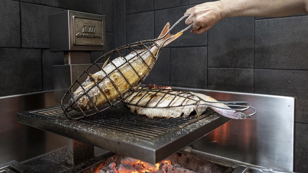 Carlos del Portillo da los principales consejos para hacer bien un pescado a la brasa