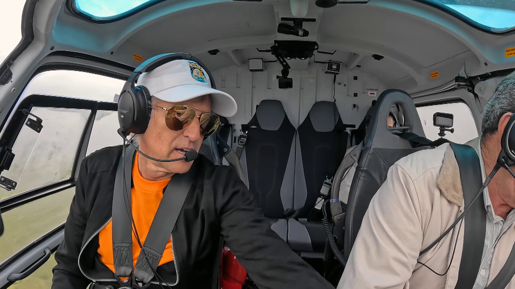 El motivo por el que Jesús Calleja ha tenido que interrumpir uno de sus vuelos en helicóptero
