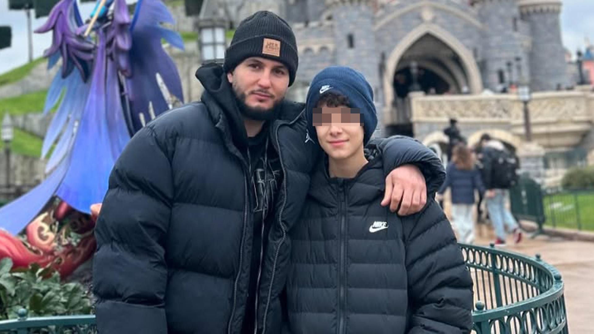 Omar Montes y su hijo