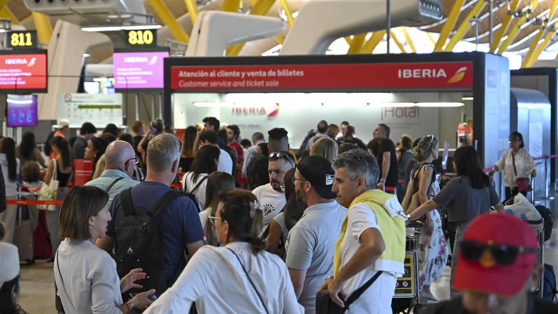 Situación en el Aeropuerto de Madrid Barajas durante la huelga de controladores aéreos franceses