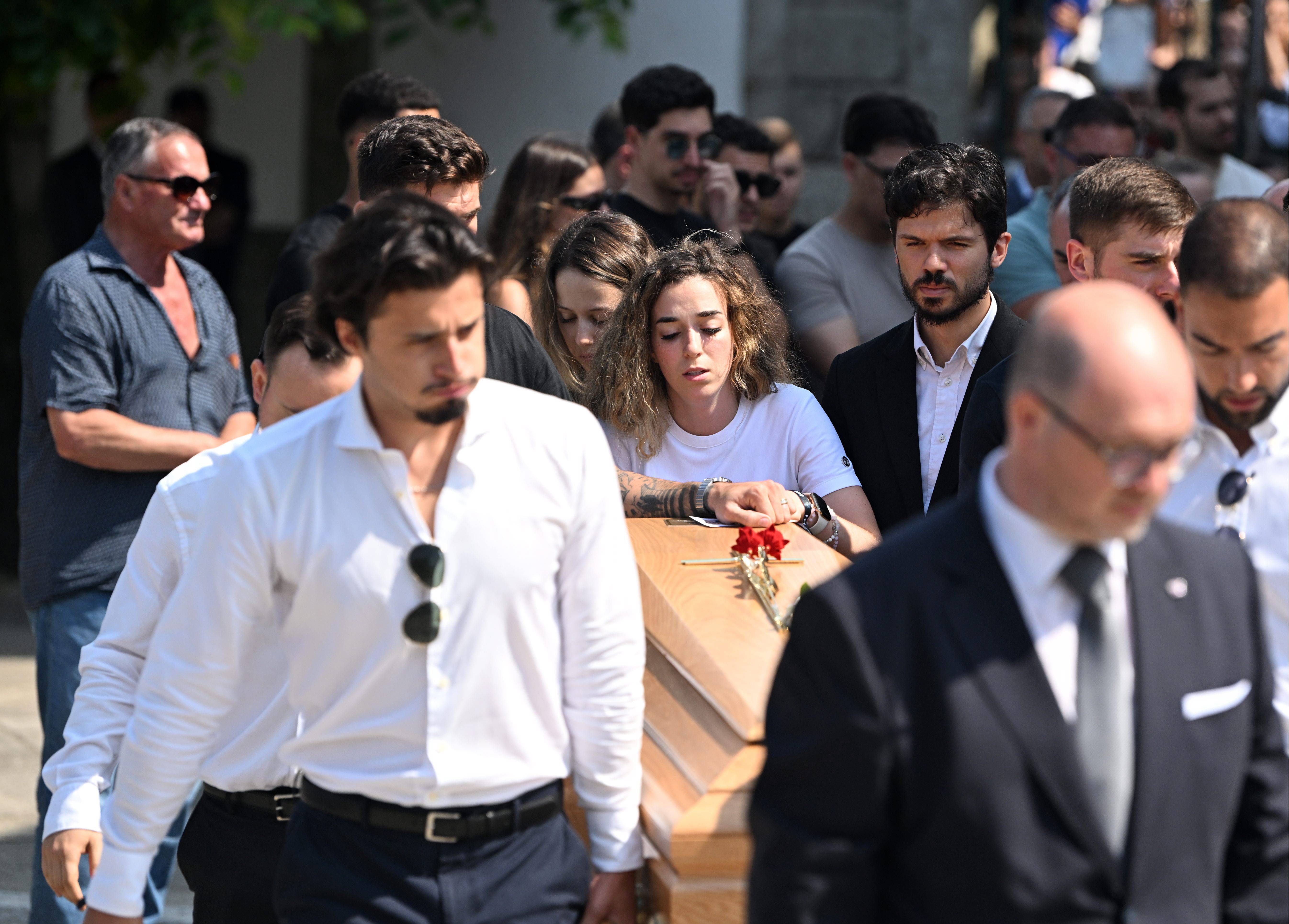 La mujer de Diogo Jota en su funeral