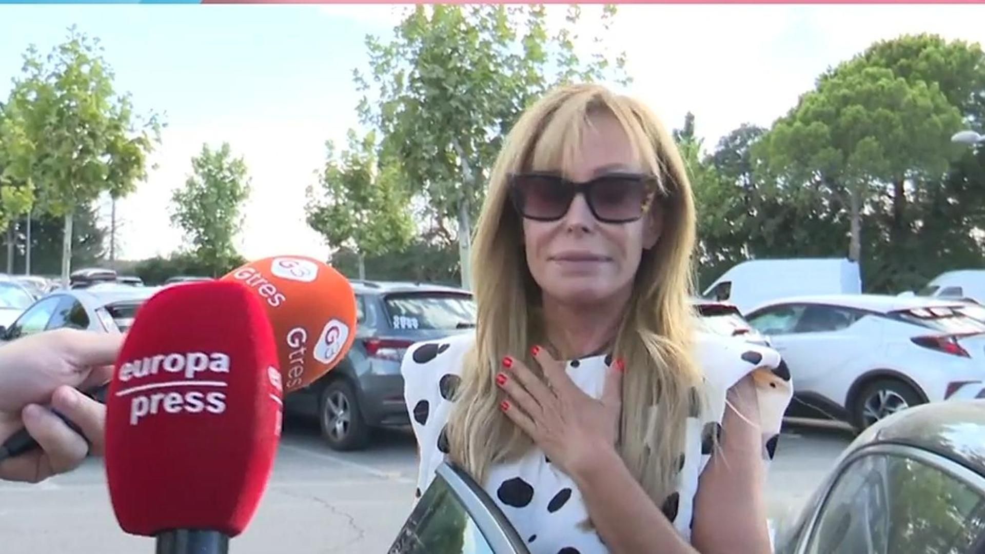 Lara Dibildos reacciona a la ruptura de Álvaro Muñoz Escassi y Sheila Casas: ''Me estás dejando alucinada''