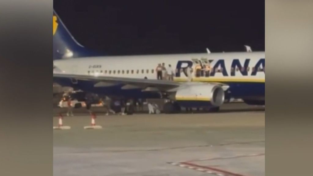 Una alerta de incendio en un avión en el aeropuerto de Palma deja 18 heridos leves