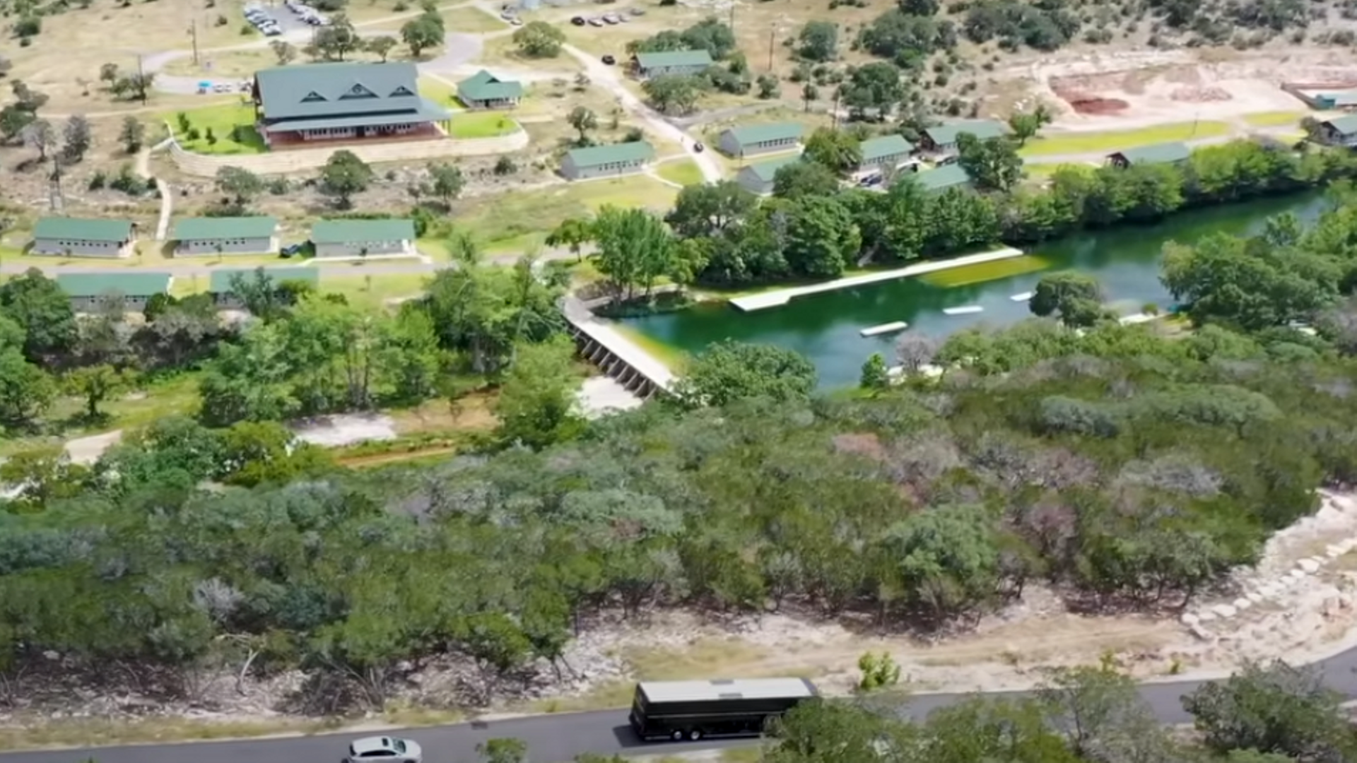 Así era el campamento cristiano afectado por las inundaciones