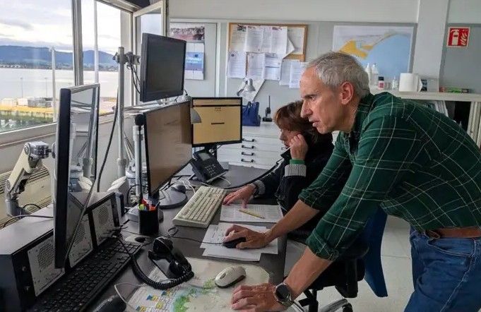 Buscan a un pescador de 36 años desaparecido en la costa de Suances, Cantabria