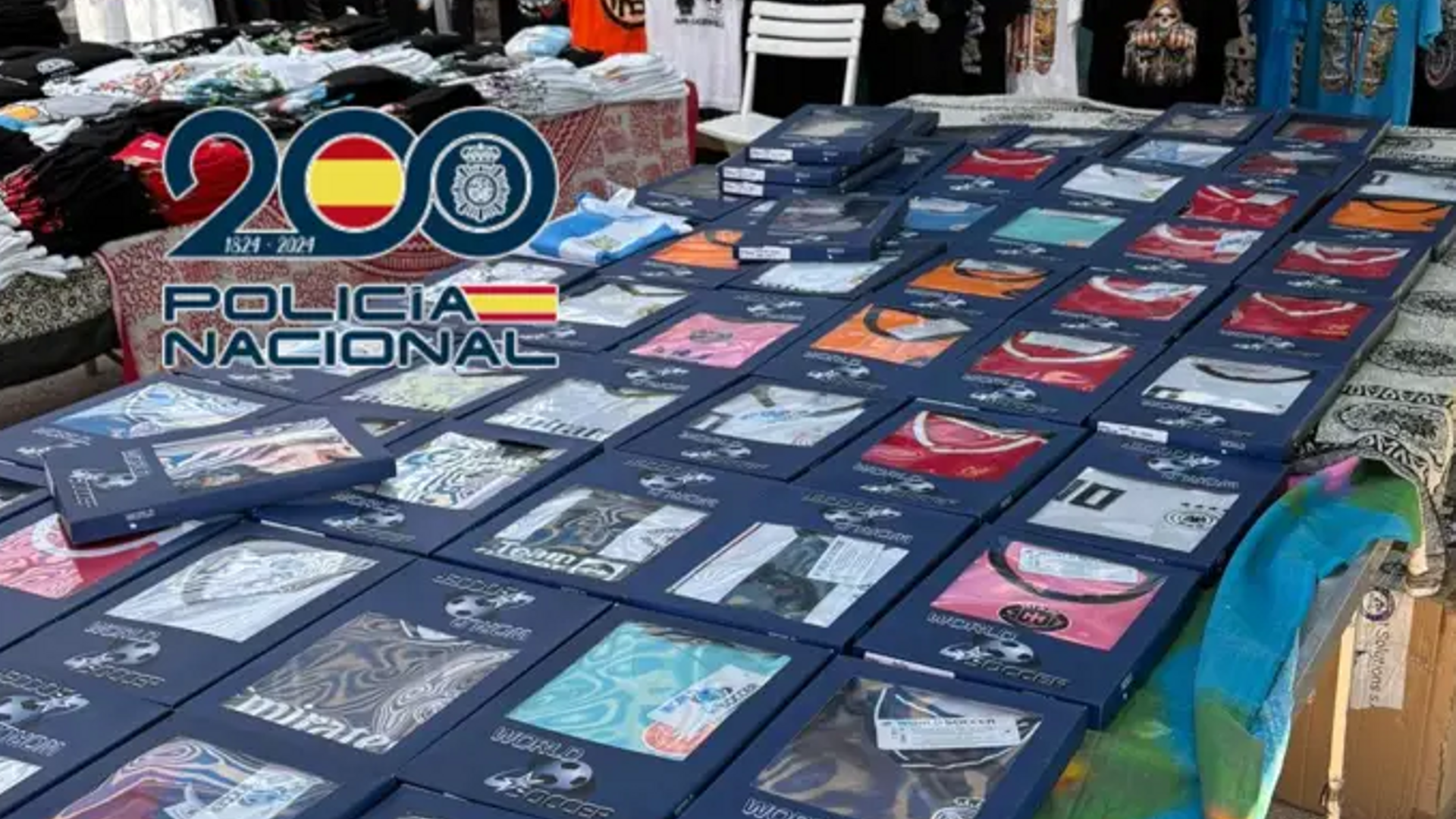 Falsificaciones en un mercadillo de Dénia