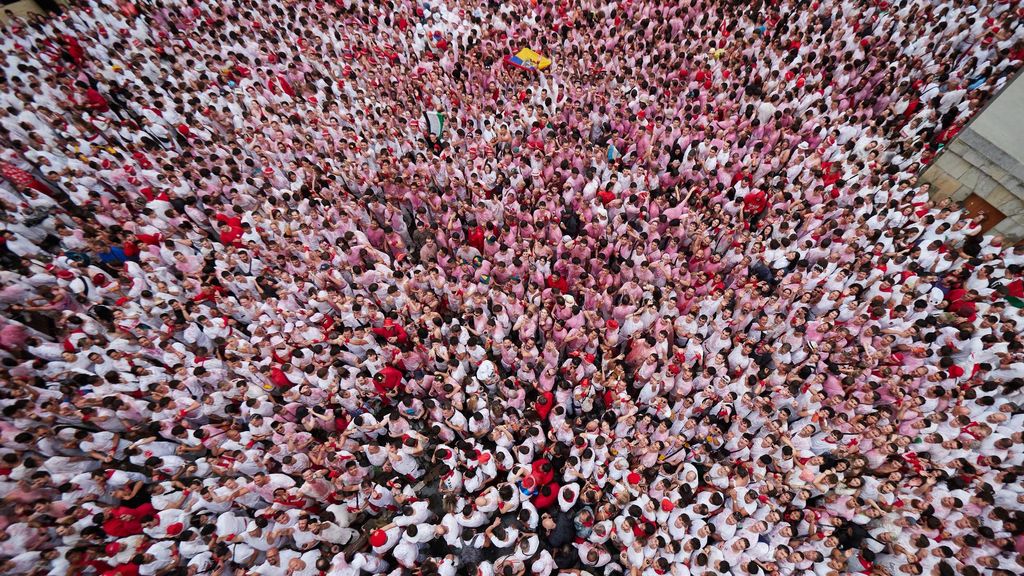 Chupinazo de San Fermín 2025: una Pamplona a rebosar da paso a nueve días de fiesta ininterrumpida