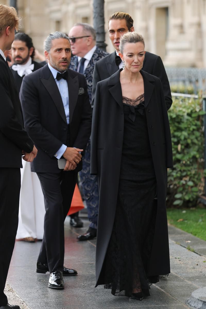 Marta Ortega, junto a Carlos Torretta y Jon Kortajarena