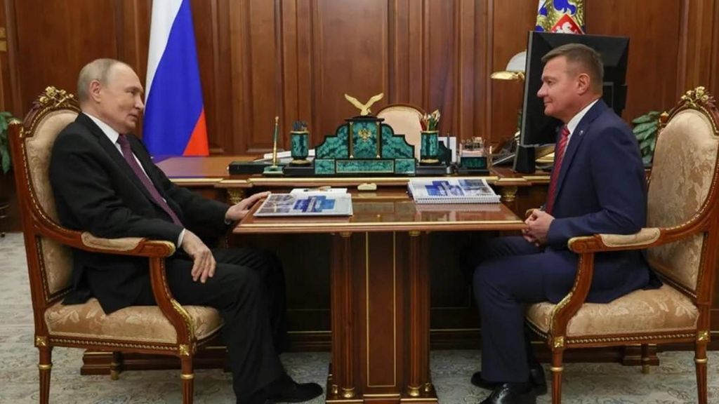Hallan muerto al exministro ruso Román Starovoit una semana después de ser destituido por Putin