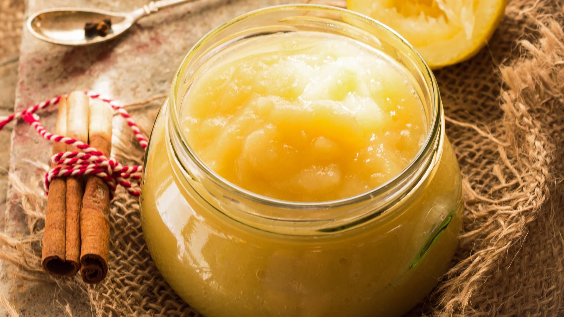 Compota de manzana con ghee y canela
