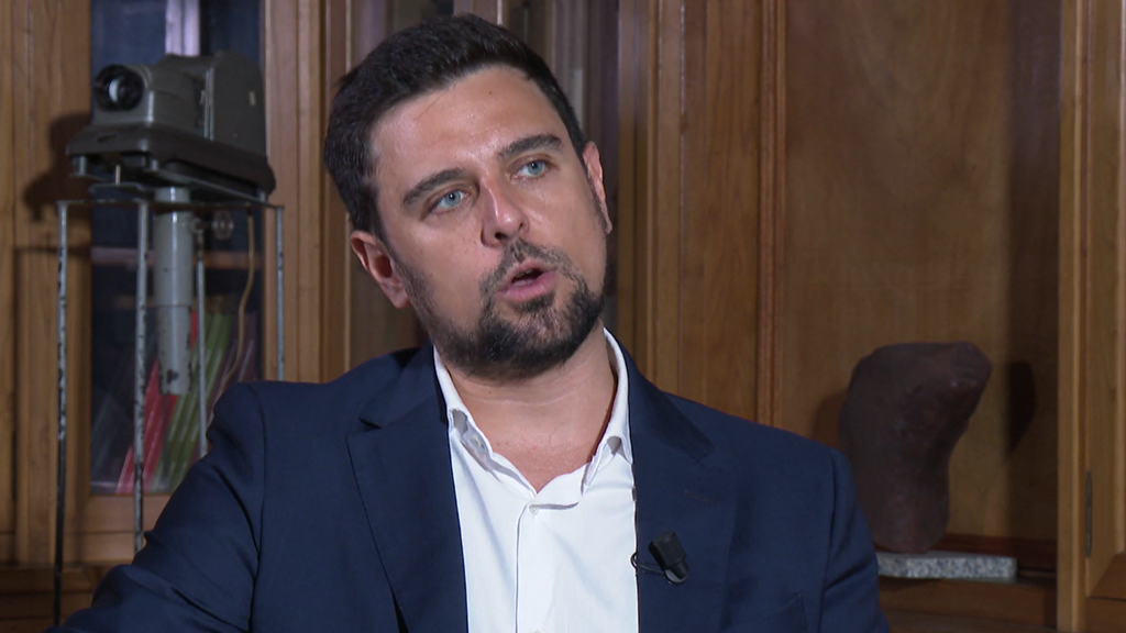 Diego S. Garrocho, filósofo: “Hoy muchos sustituyen el credo religioso por otro político, con la misma fe ciega”