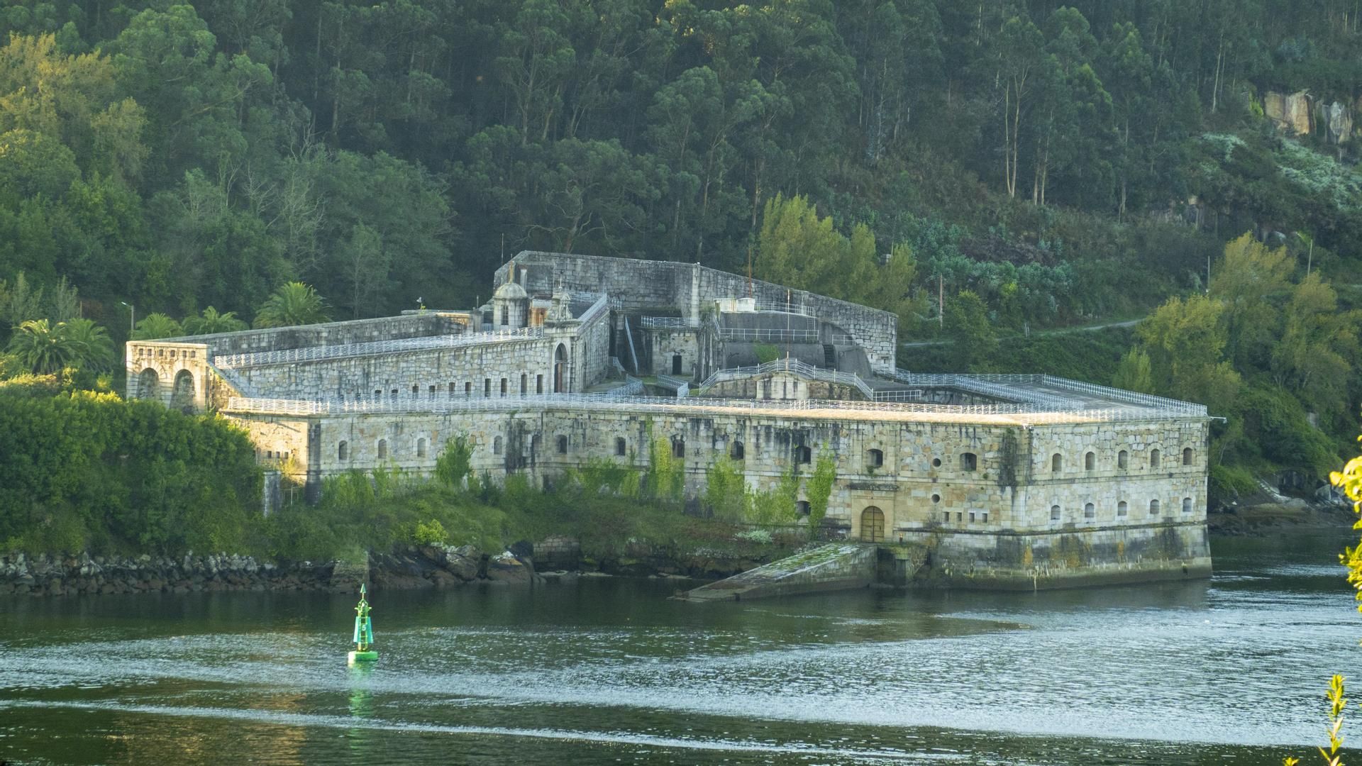 El castillo de San Felipe, uno de los dos que custodian la ría de Ferrol