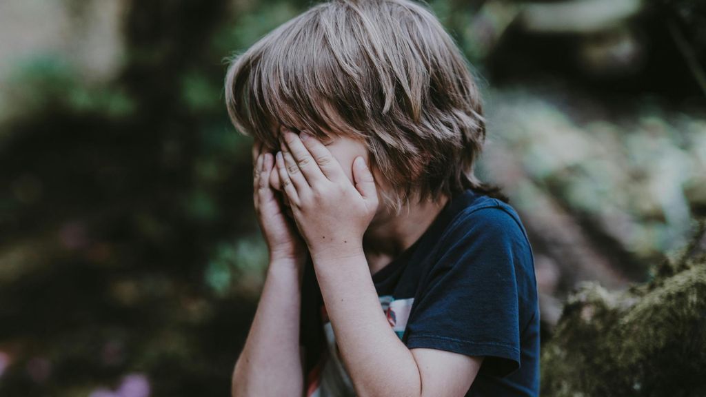El "error común" de castigar a los hijos, según una psicóloga: "Eso luego tiene consecuencias"