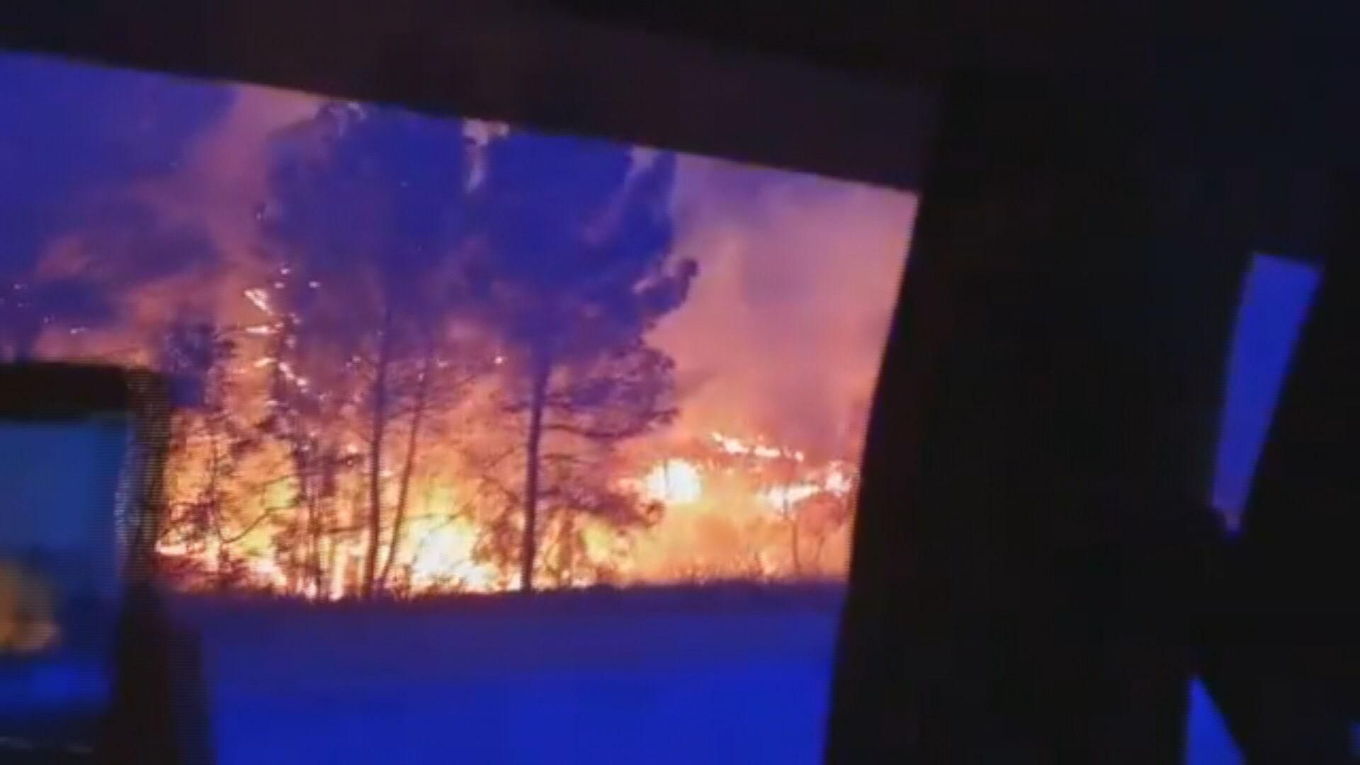 El incendio de Tarragona, el peor en Cataluña en años: quemadas 2.300 hectáreas y 2.000 confinados