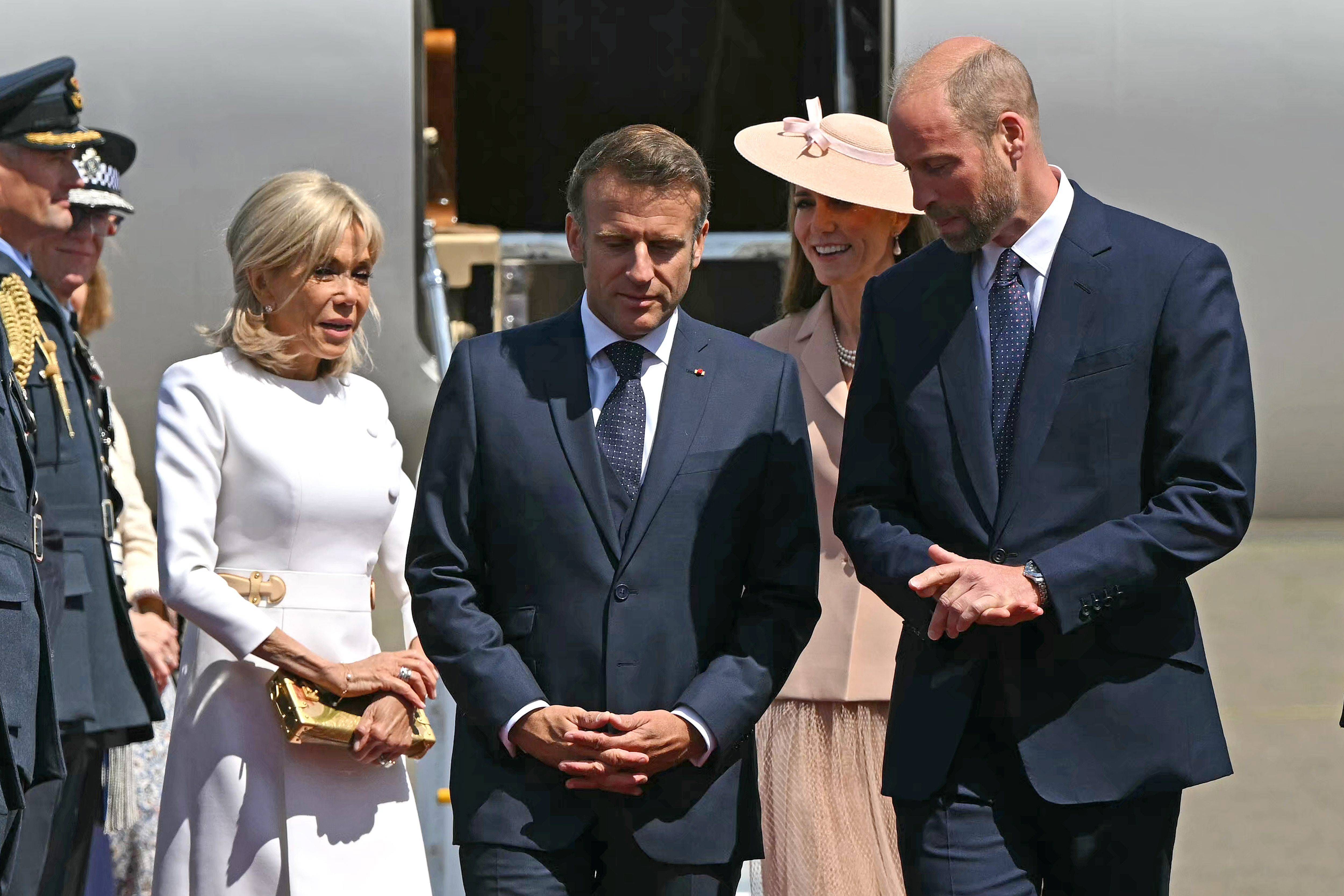 Kate Middleton recibiendo a los Macron