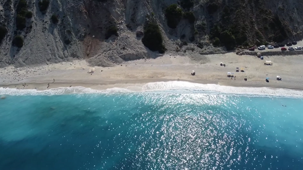 Descubre las playas Paradise y Myrtos, en Grecia: una de ellas se encuentra en el top ten mundial