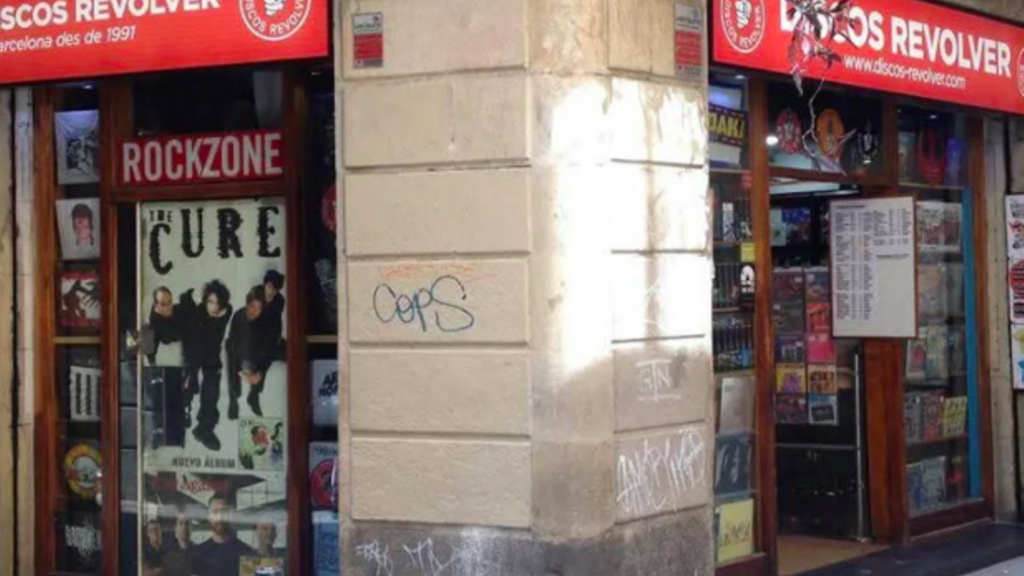 Discos Revolver, el corazón musical de la calle Tallers de Barcelona