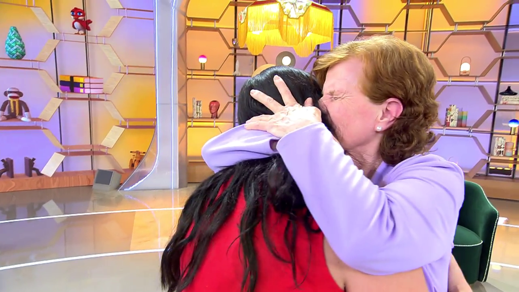 El momento más especial de una nieta enormemente agradecida con su abuela: "Gracias por salvarnos la vida"