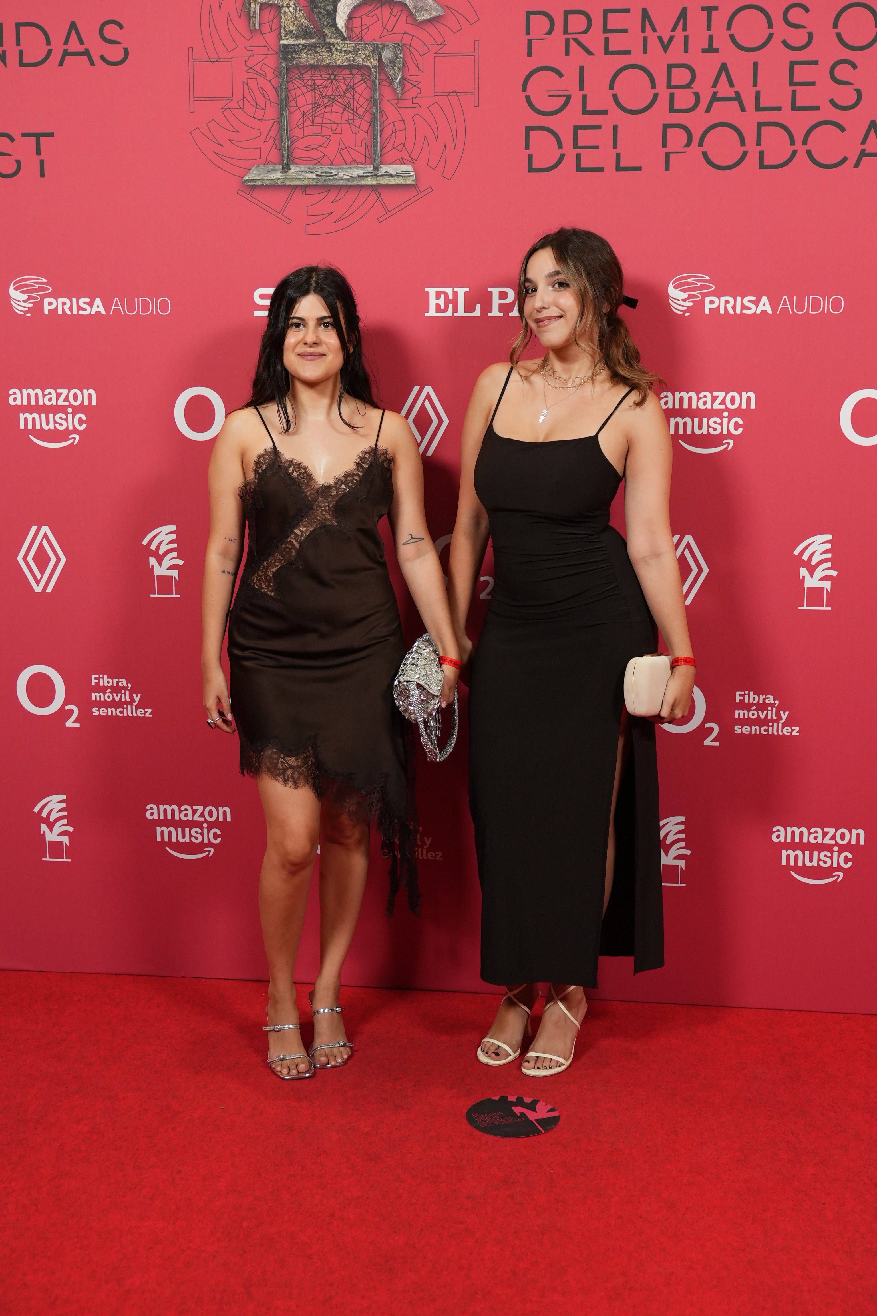 Ángela Henche y Albanta San Román
