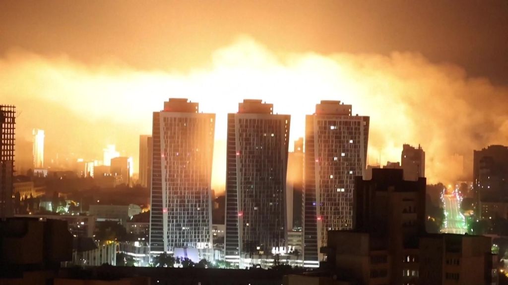 El aumento de los bombardeos de Rusia desata el pánico en la población y el miedo en los militares