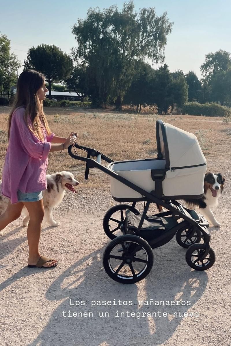 El primer paseo de Maialen Moreno con su hijo con Luis Giménez