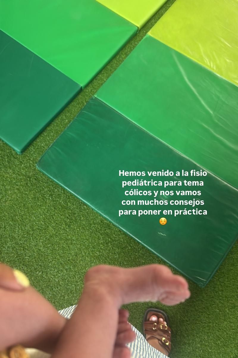 Isa Pantoja muestra la visita con su hijo a una fisio pediátrica