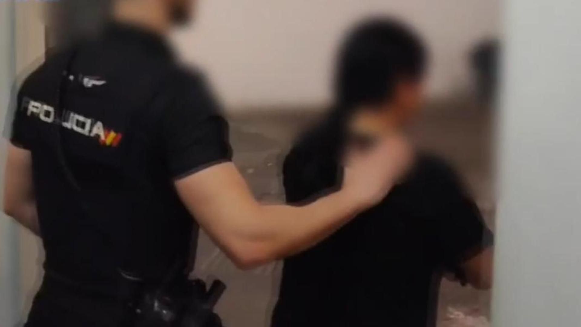 La pareja que dejó solo a un menor en un piso de Zaragoza que acabó incendiado, en libertad con cargos