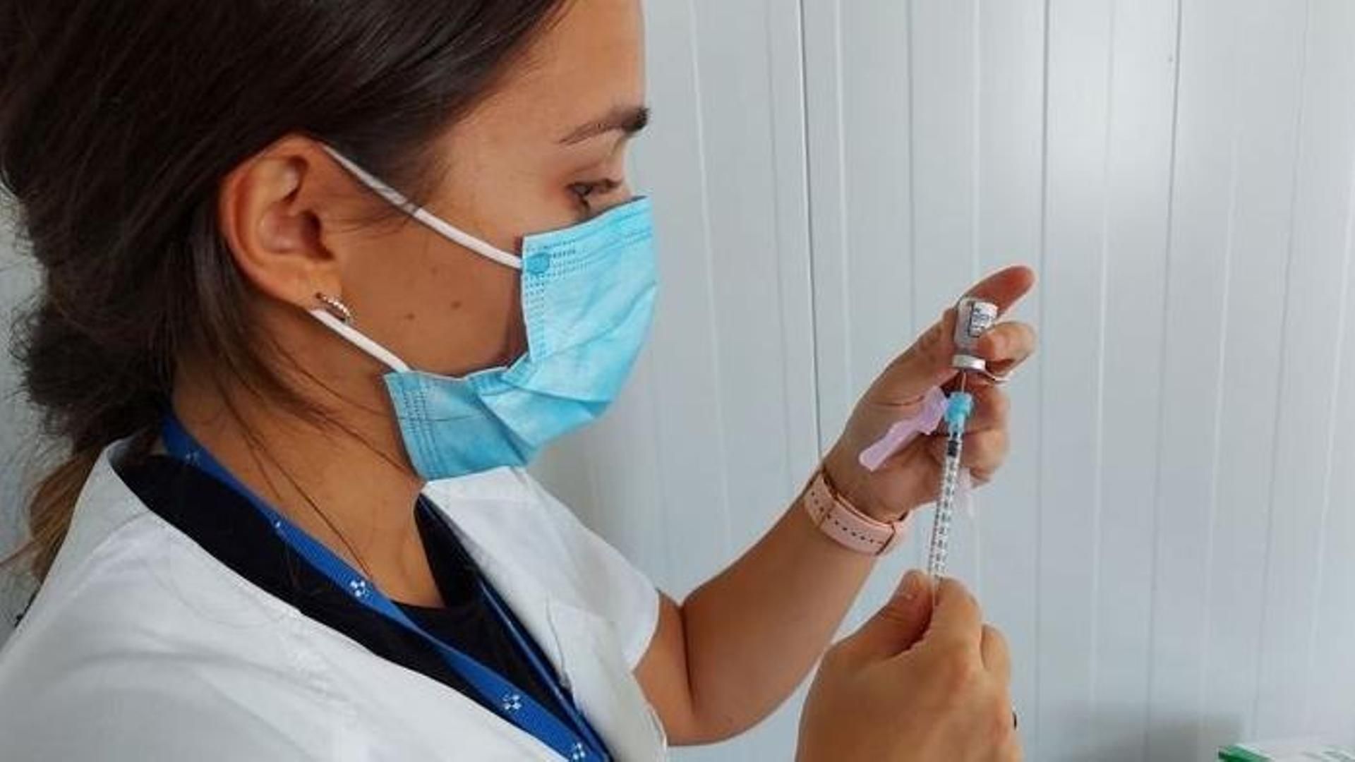 La EMA levanta restricciones a la vacuna contra el chikungunya en mayores de 65 años La EMA levanta restricciones a la vacuna contra el chikungunya en mayores de 65 años