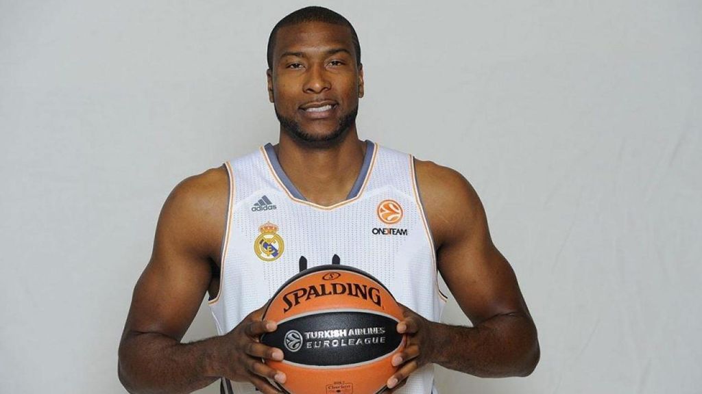 La Interpol localiza en Texas a Marcus Slaughter, el exjugador del Real Madrid que llevaba cinco años en paradero desconocido, y le cita a juicio
